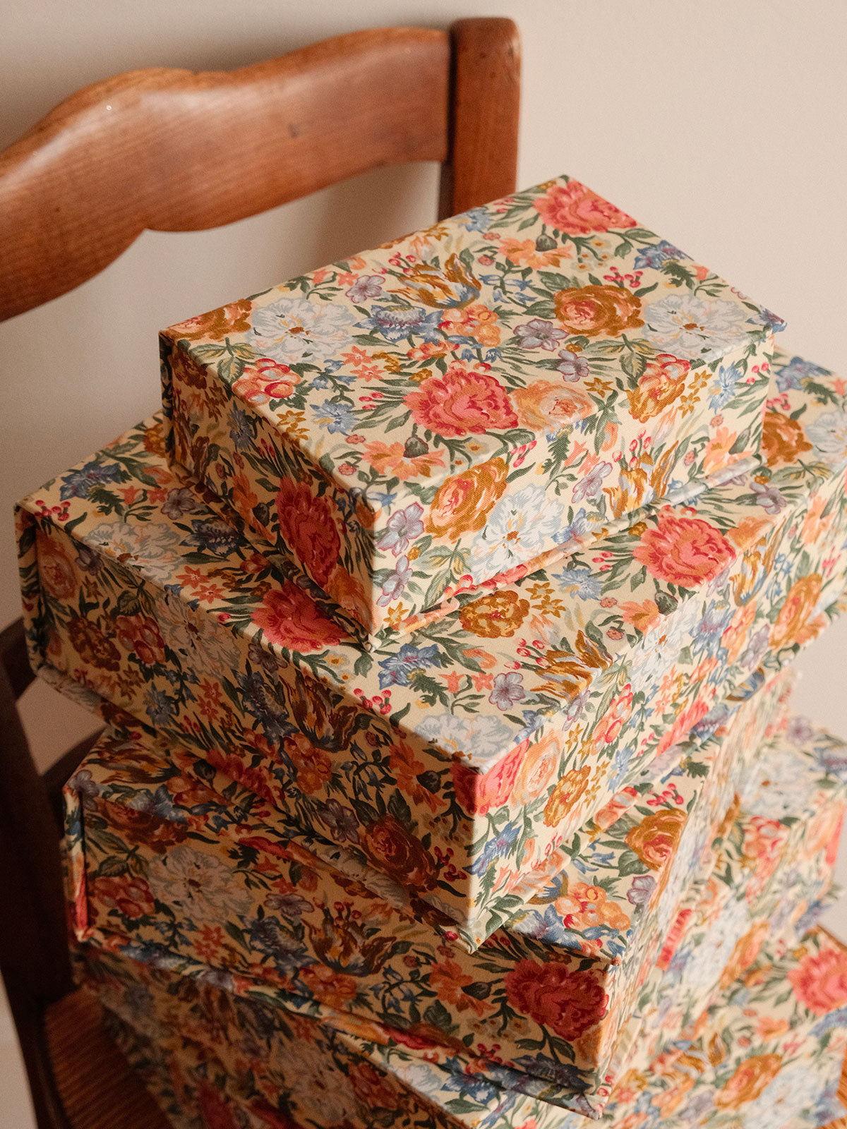 Boîte tissu - Fleurs multicolores