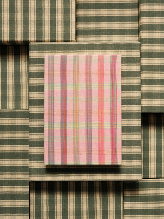 Carnet tissu A5 - Carreaux roses multicolores