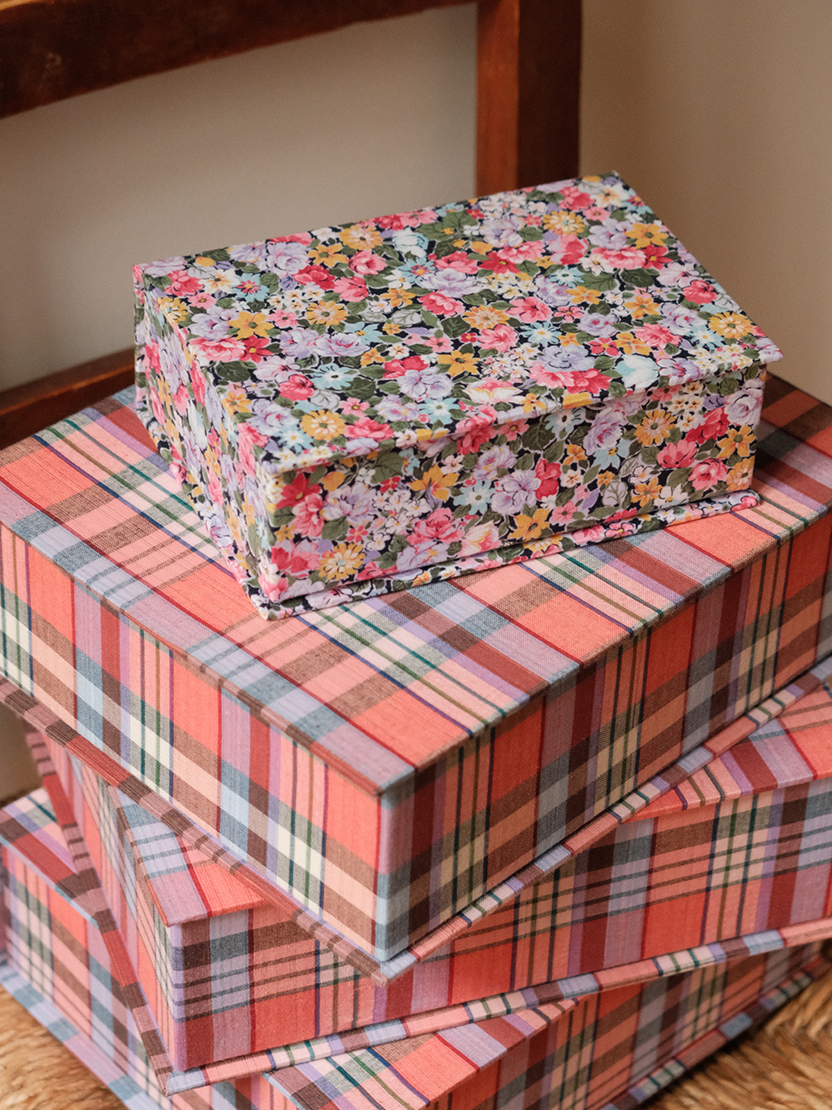 Boîte tissu - Carreaux rose multico