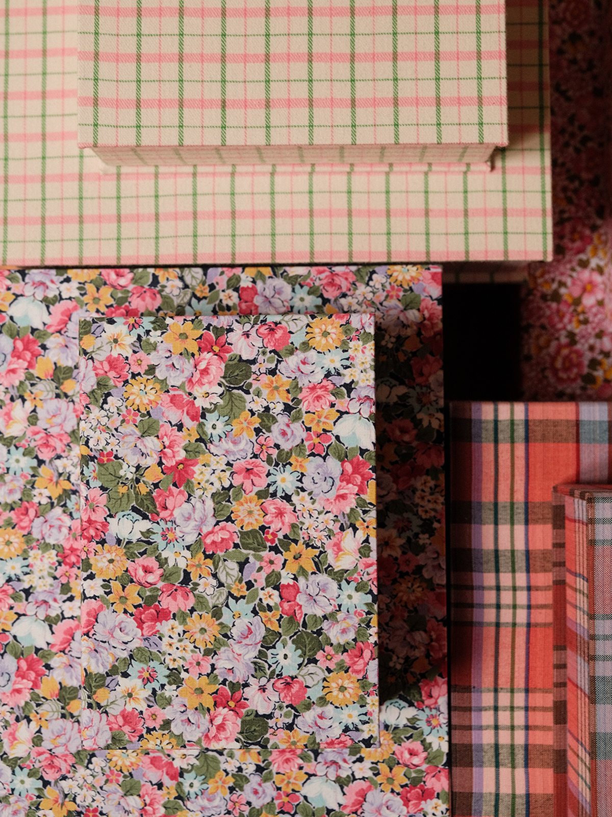 Boîte tissu - Fleurs rose vert