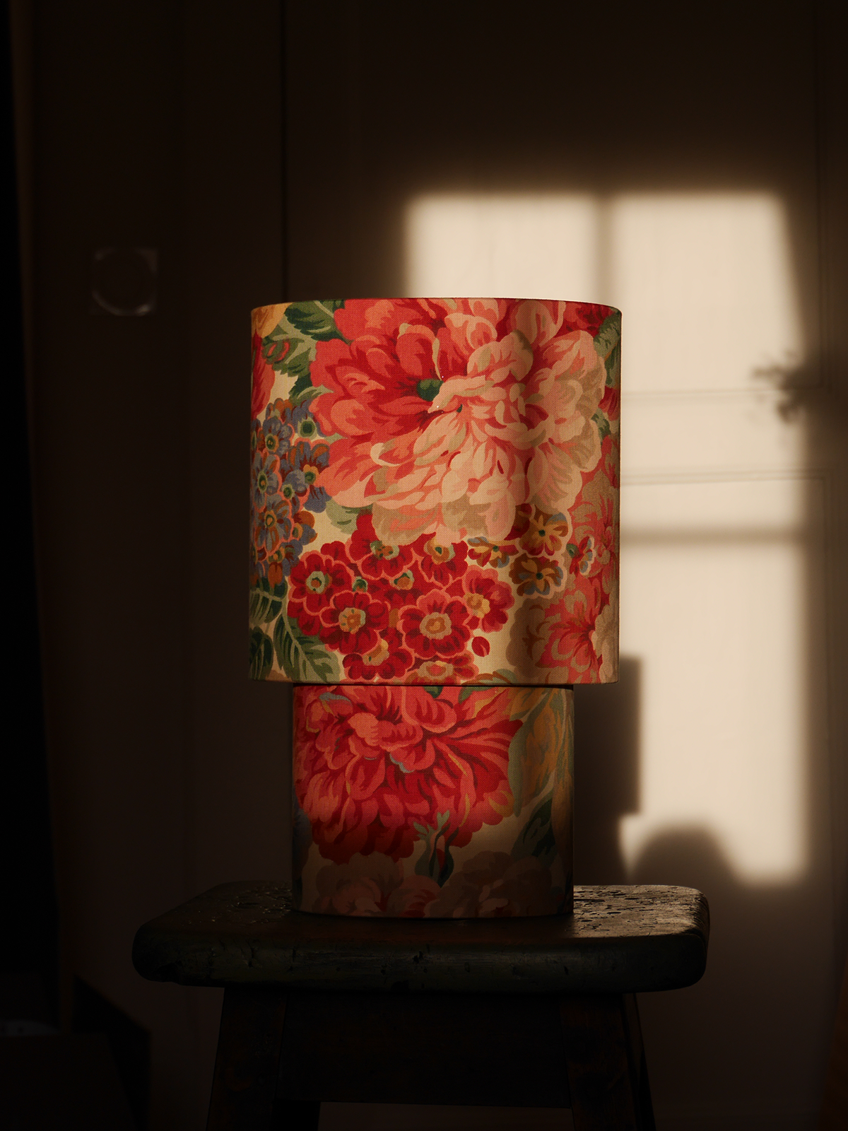 Lampe à poser Colette - Grandes fleurs