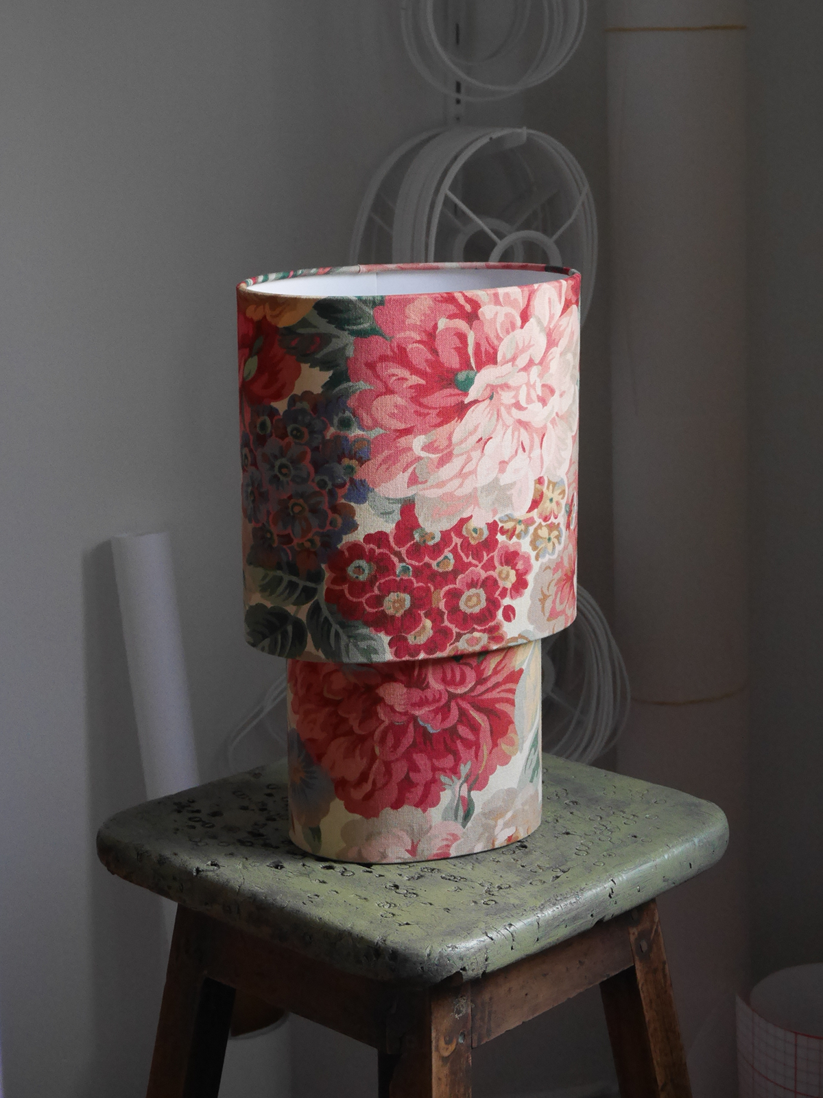 Lampe à poser Colette - Grandes fleurs