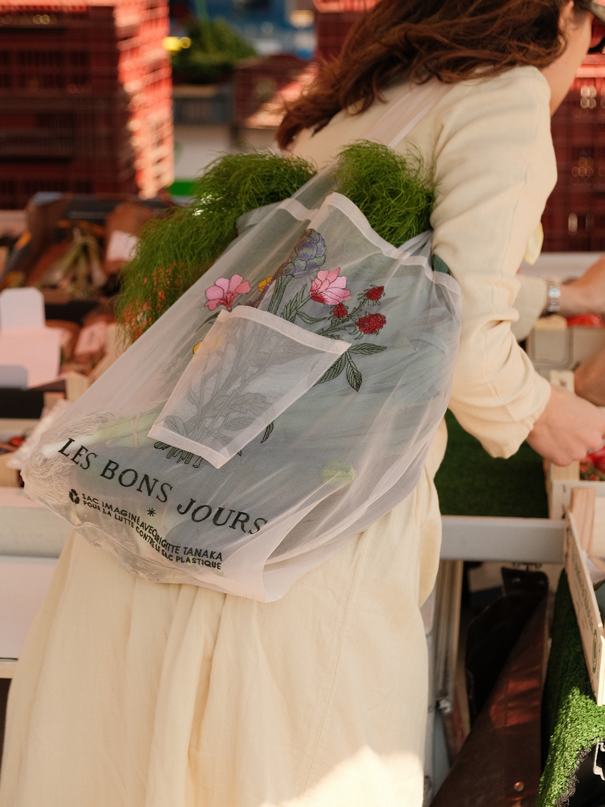 Sac porte-bouquet brodé Les Bons Jours x Brigitte Tanaka - Édition limitée